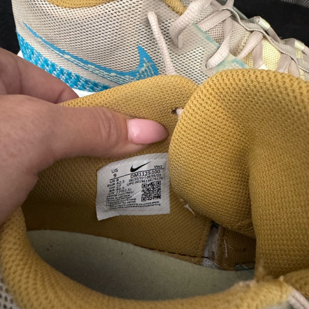 Nike basketball Kyrie Flytrap 6 - image 6